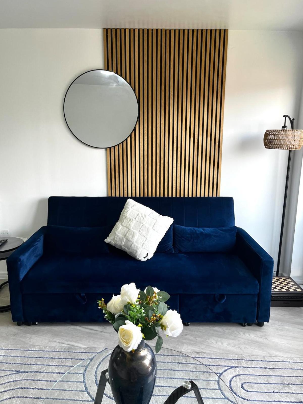 Serene 2-Bed Flat With Canal Views - Coop Live & Ethiad Manchester Buitenkant foto